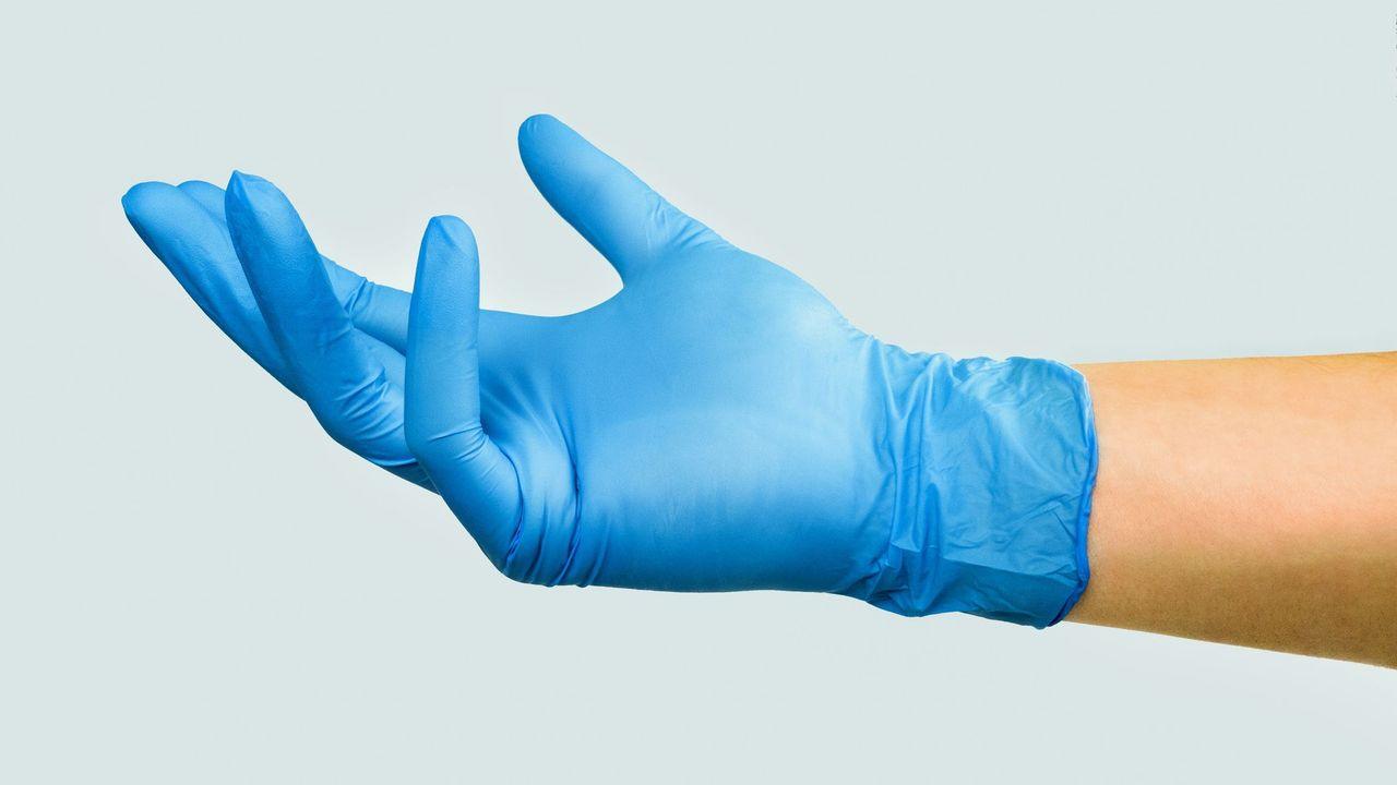 Nitrile gloves